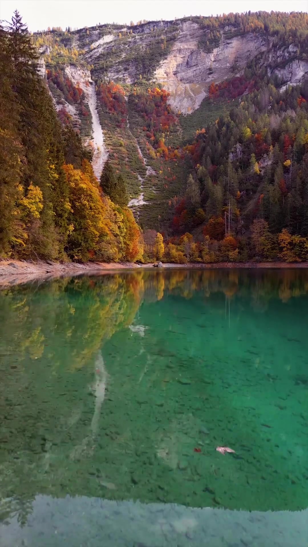 Lago di Tovel Autumn Landscape: Italy's Hidden Gem