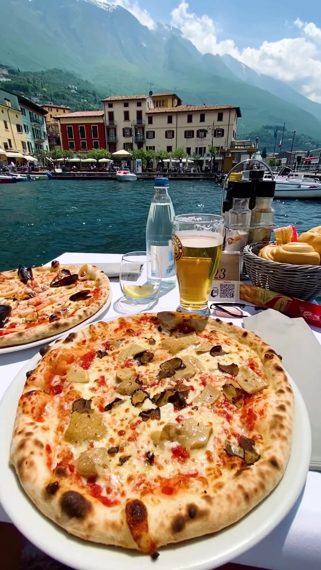 Lake Garda's Pizza Dining With A View