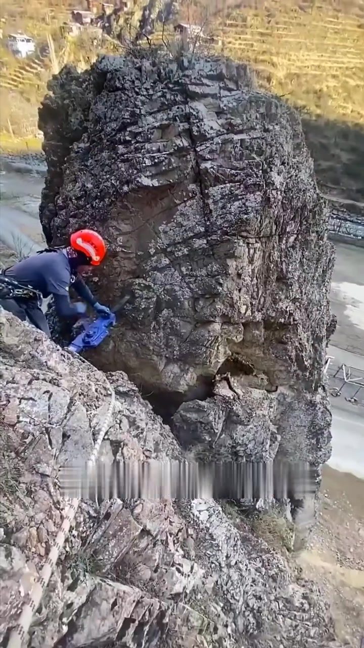 The High-Risk Job of Preventing Mountain Rockslides