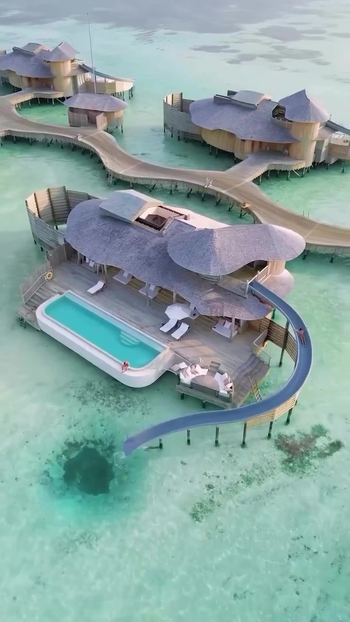 Experiencing Luxury Overwater Bungalows with Private Pools