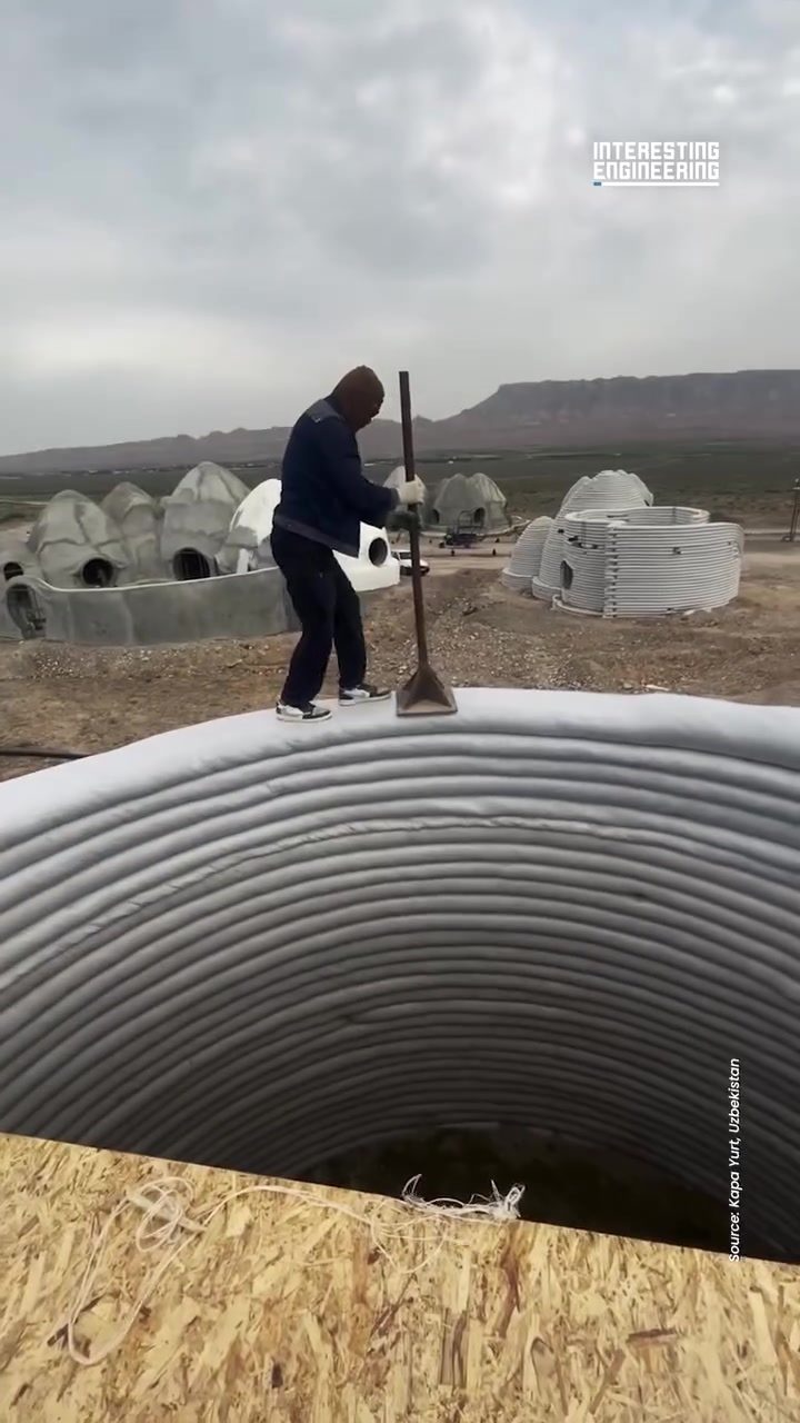 Superadobe Domes: Earthquake-Resilient Homes Crafted from Sandbags