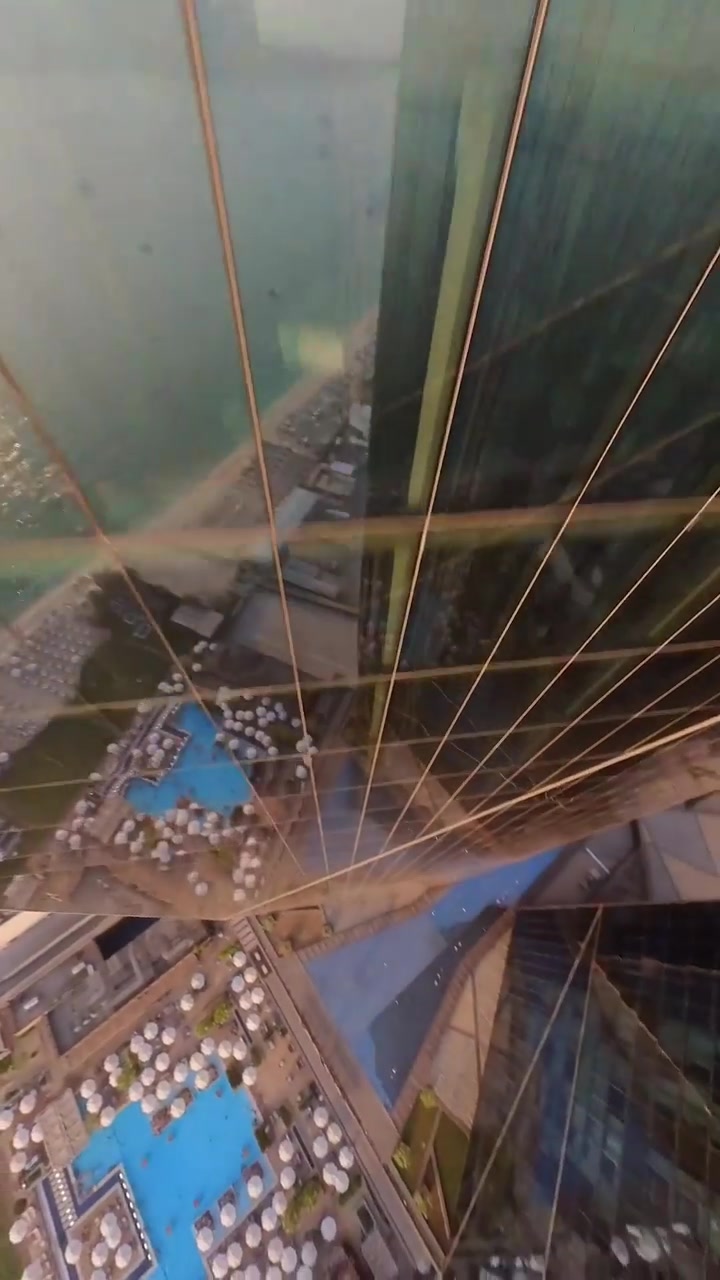 Luxury Dubai Resort with Ain Dubai Views