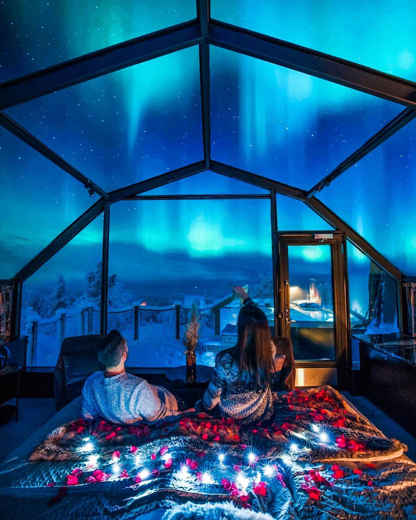 Northern Lights Getaway in Finland's Winter Wonderland