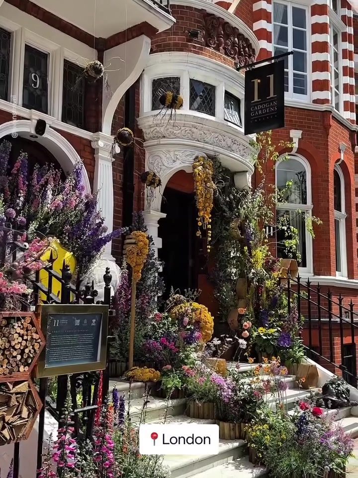 London's Enchanting Gardens and Iconic Architecture