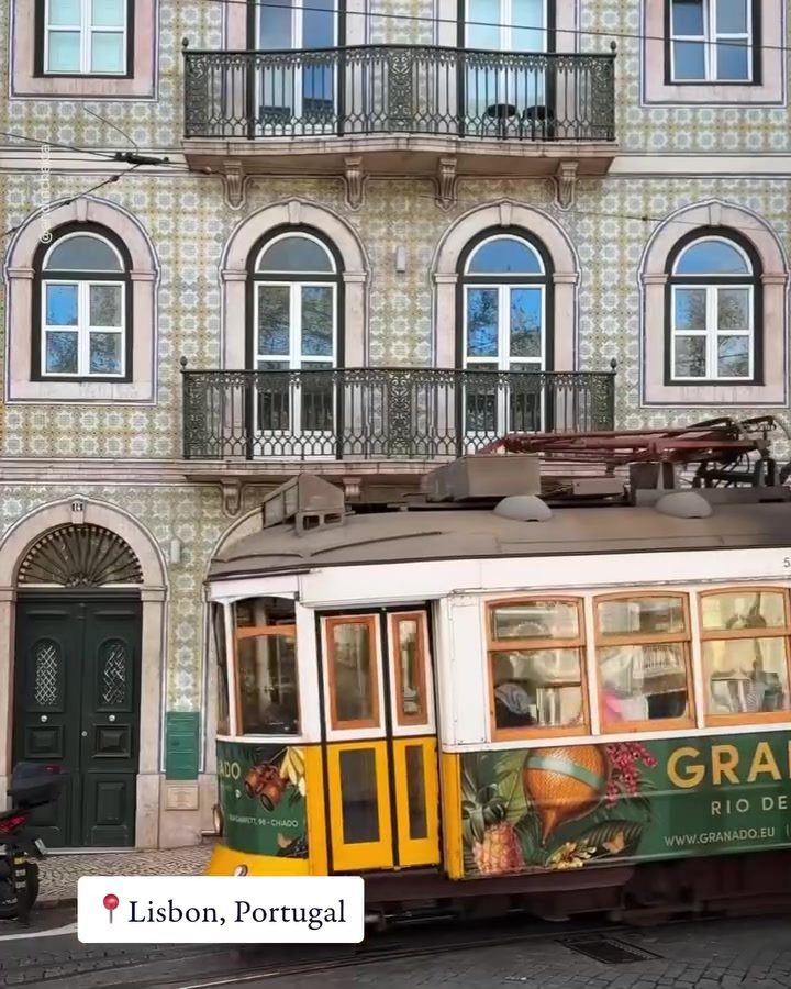 Explore Lisbon: History, Cuisine, and Cityscape Highlights