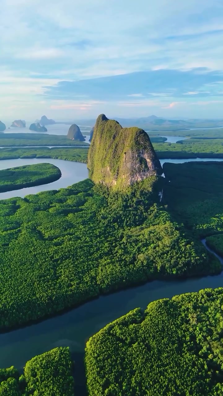 Phang Nga Bay's Aerial View: Tropical Landscape Beauty