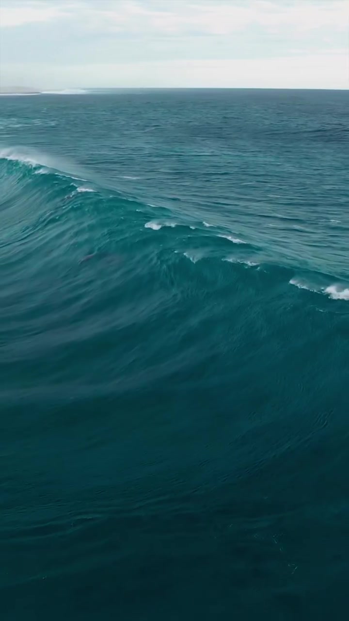 Ocean Waves in Western Australia