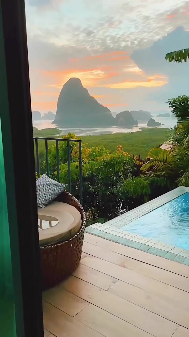 Luxury Resort Tropical Sunset View