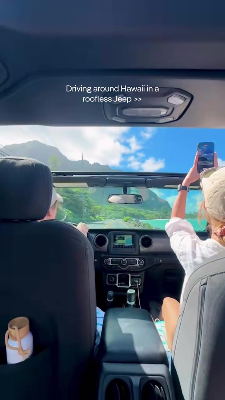 Discover **Scenic Drives in Oahu: Jeep Road Trip**