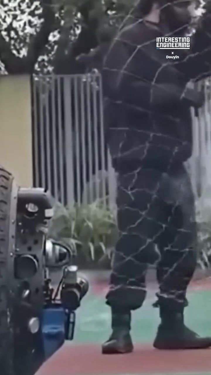 **Innovative Tire-Rolling Device: Engineering Behind the Wheel**