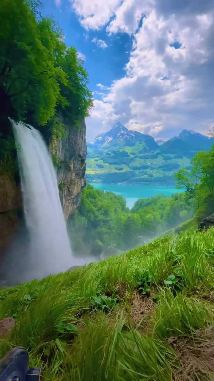 Swiss Alps Spring Scenery: Top Spots to Visit