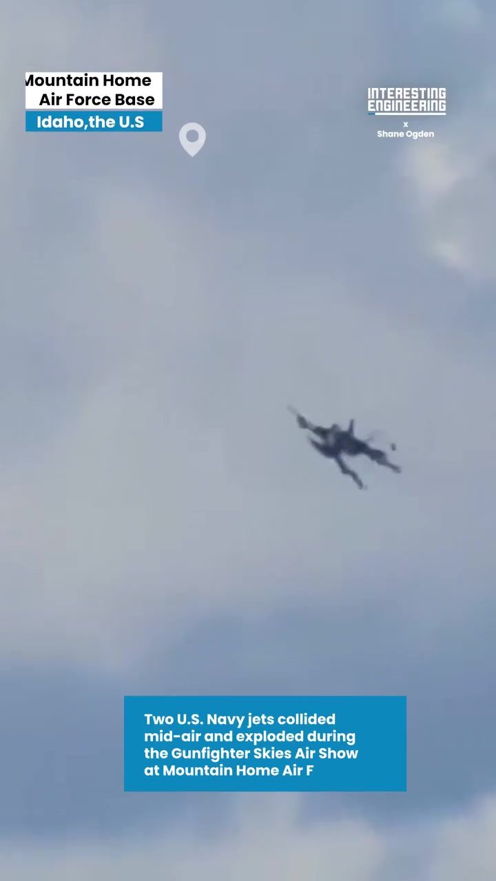 Two Navy Jets Collide Mid-Air at Idaho Air Show