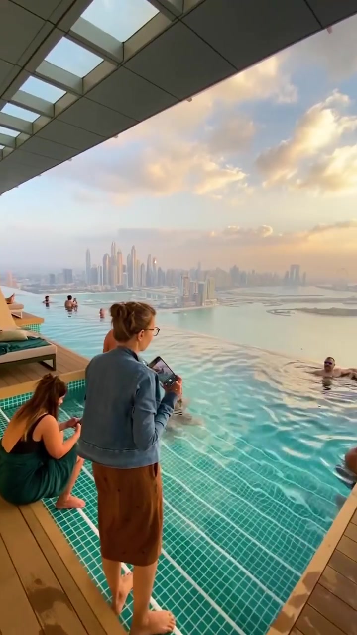 Luxurious Rooftop Pool Sunsets: City Views