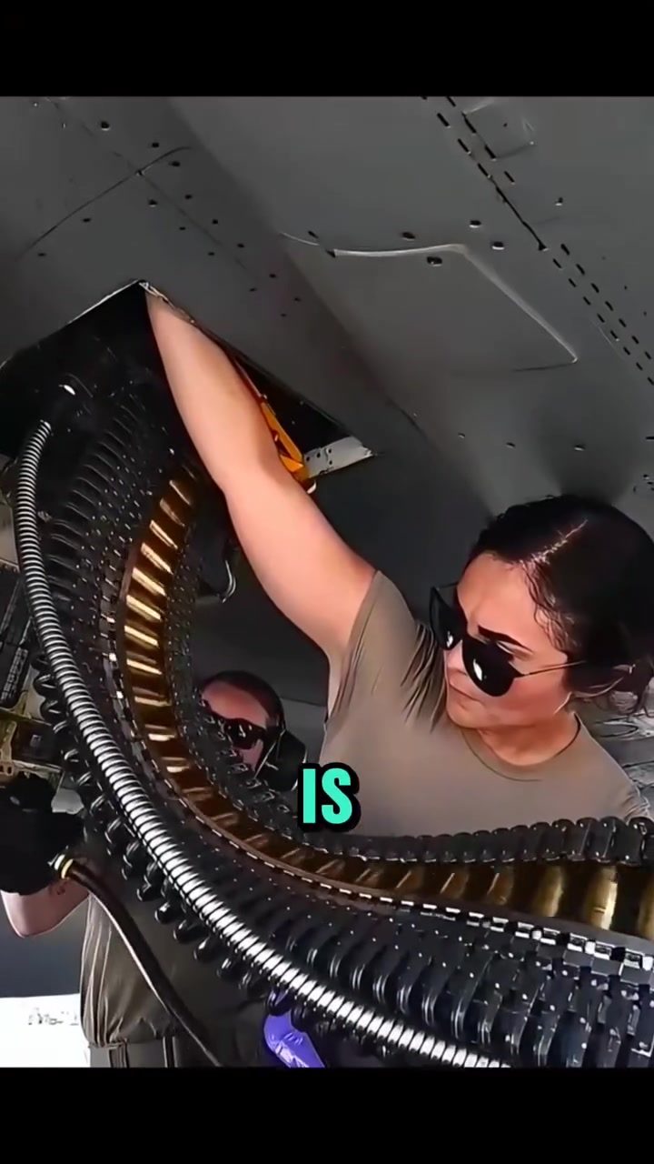 Ground Crews' Manual Cannon Loading for Fighter Jets