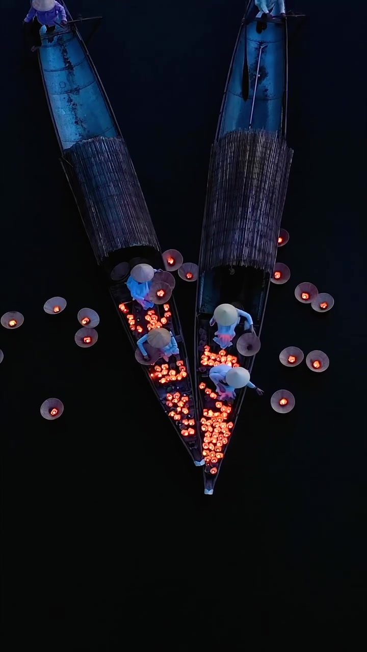 Vietnamese Floating Lantern Ceremony on Nhu Y River