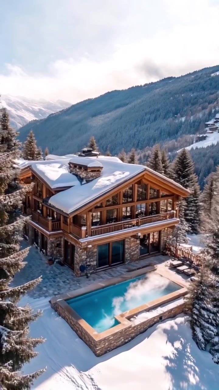 Discover the Ultimate Alpine Escape: Luxury Mountain Chalets