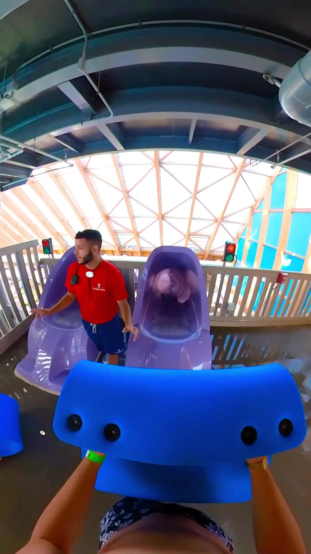 Jiggerty-Jaggerty Slide: Kartrite Resort's Thrilling Water Slide