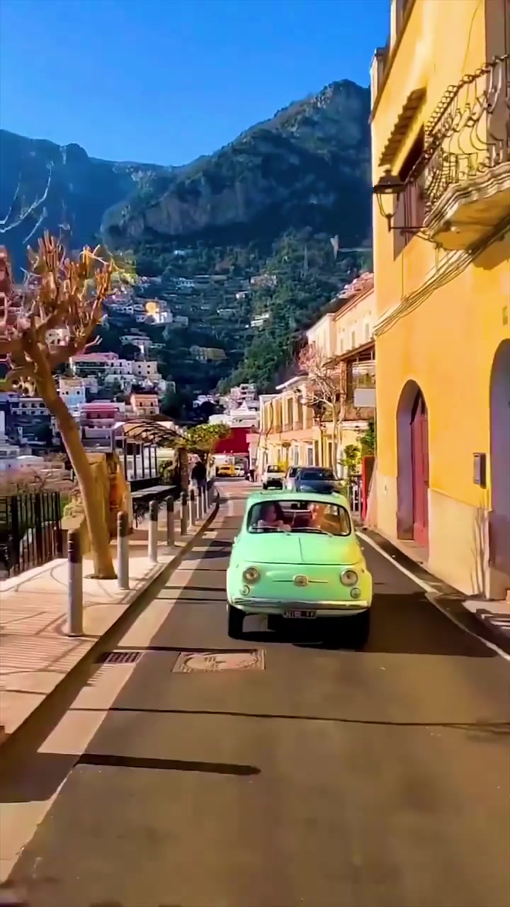 Scenic Drive Through Italian Town in Fiat 500