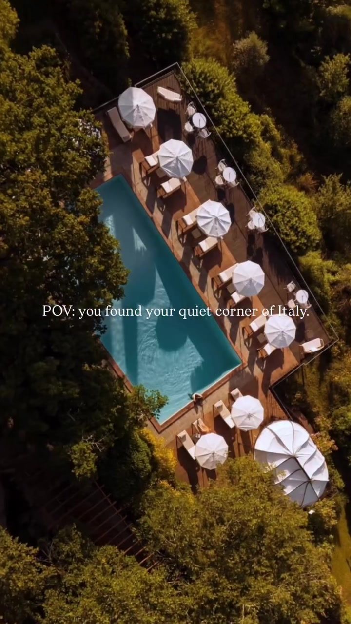 Escape to Italy's Tranquil Countryside: A Visual Journey