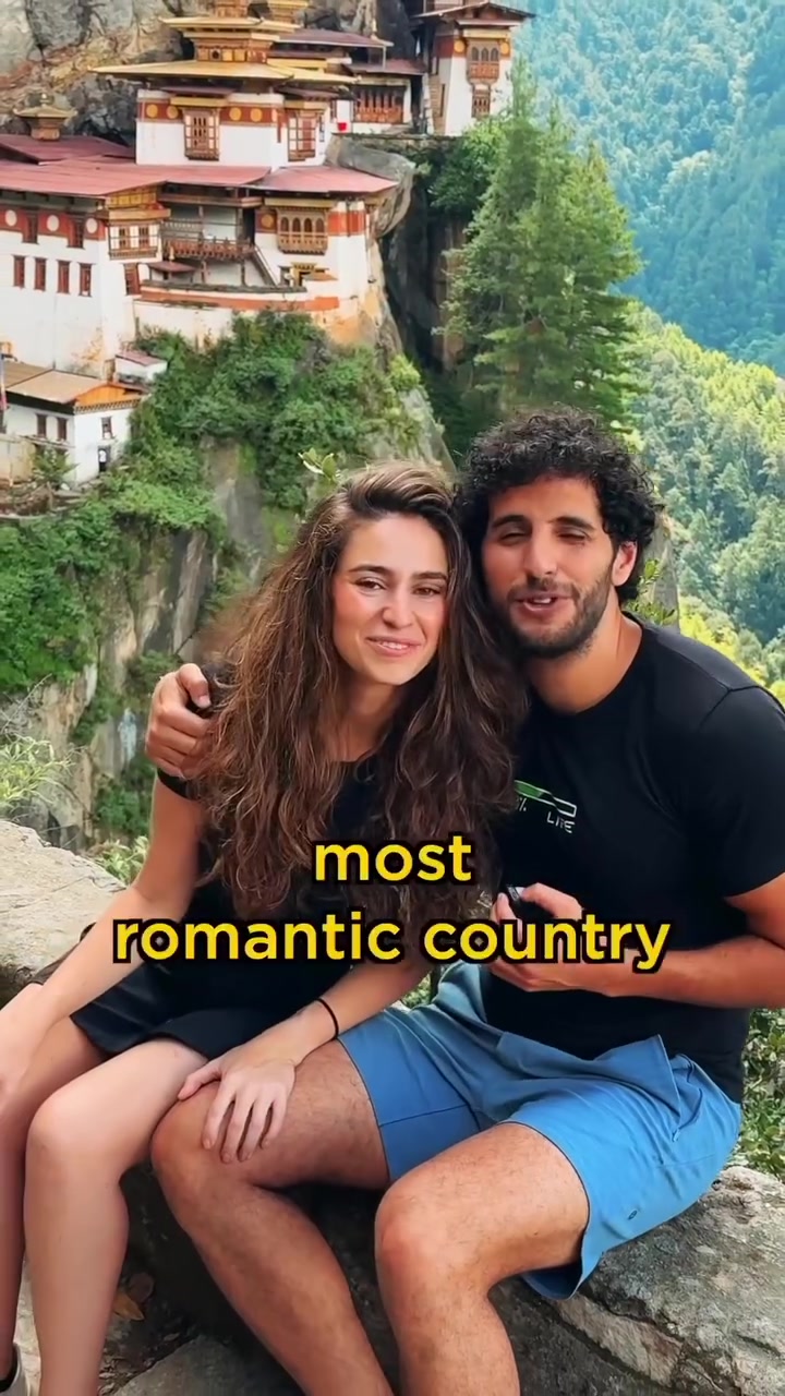 Bhutan: Romantic Travel in the Kingdom of Bhutan