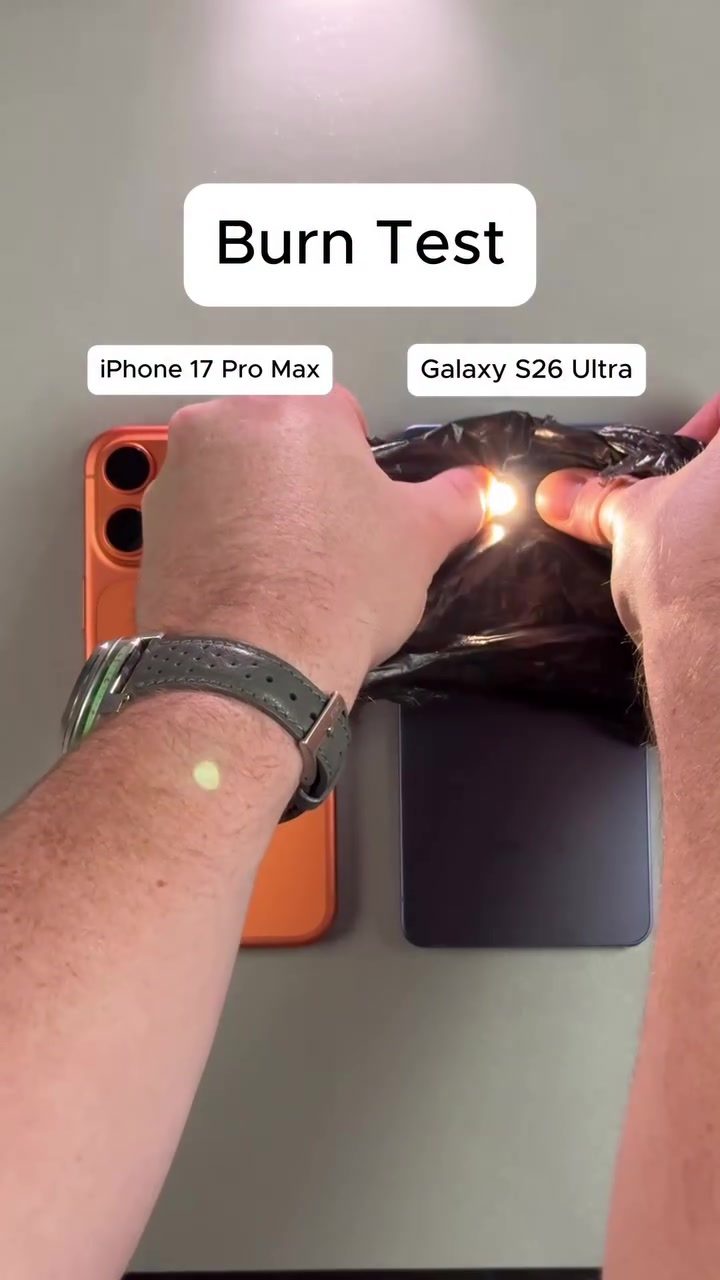 Galaxy S26 Ultra vs. iPhone 17 Pro Max: Burn Test Comparison