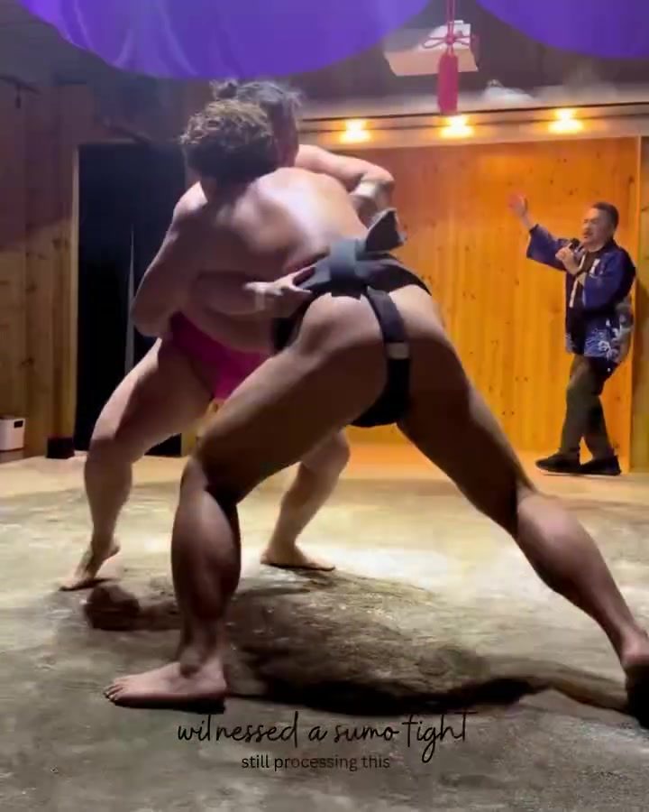 Experience the Thrill of a Sumo Wrestling Match in Tokyo