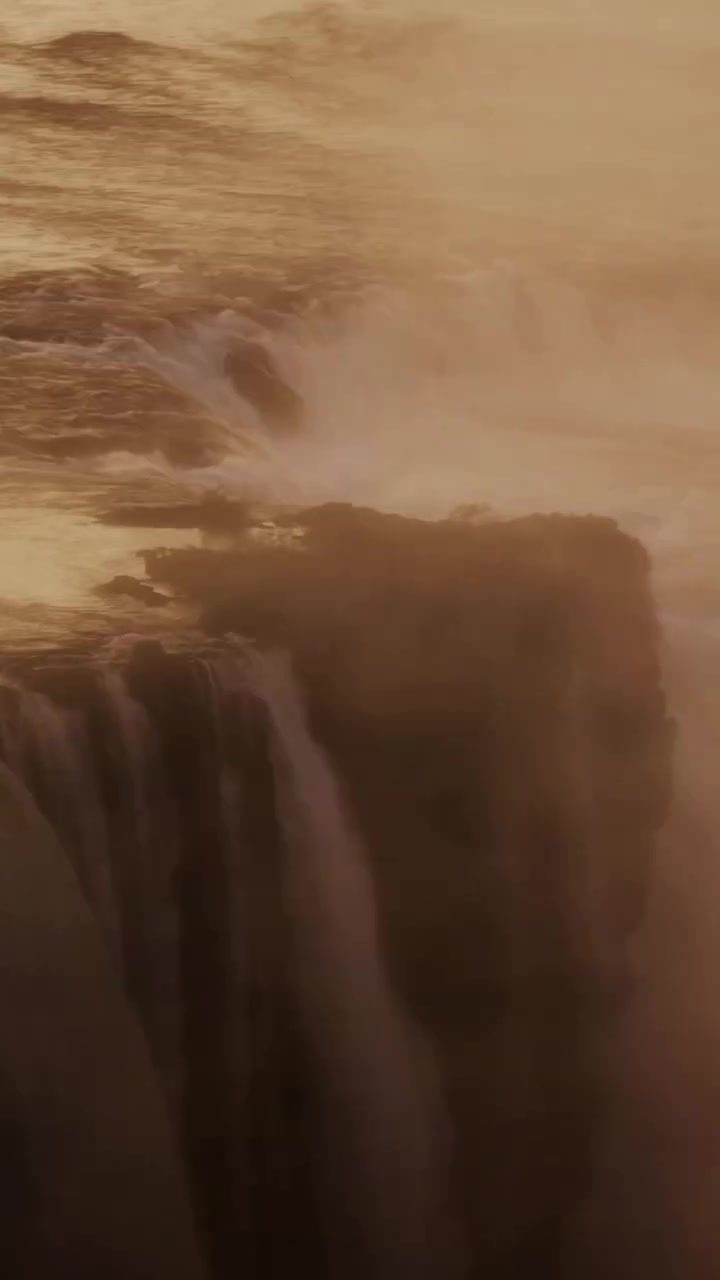Explore the Majesty of Iguaçu Falls in Foz