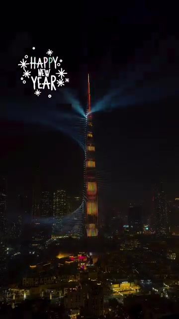 Dubai's Burj Khalifa Fireworks: New Year's Eve Spectacle