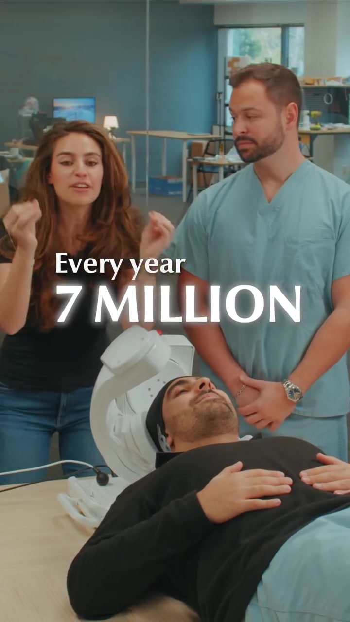 Doctors' Steady Device: Faster Stroke Diagnosis