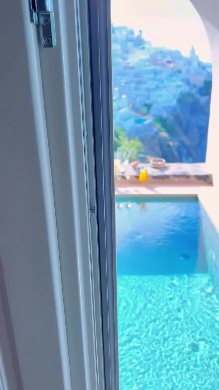 Santorini Pool View: Luxury Villa Paradise
